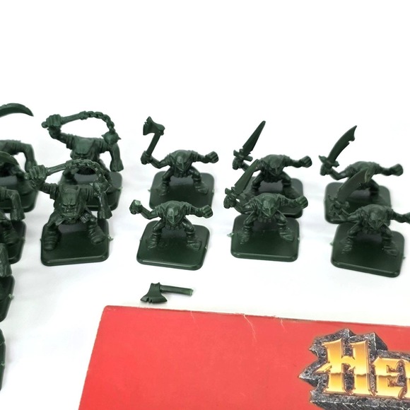 1991 HeroQuest Kellar's Keep Quest Pack Expansion 100% Complete No Box Damaged - Picture 7 of 11